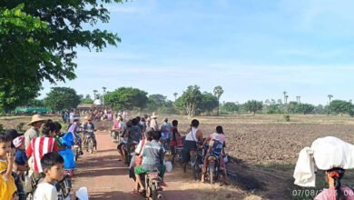 photo-ဇူလိုင်လ၇ရက်နေ့နဲ့၈ရက်နေ့ ထွက်ပြေးနေရတဲ့ ခင်ဦးကစစ်ဘေးရှောင်များ