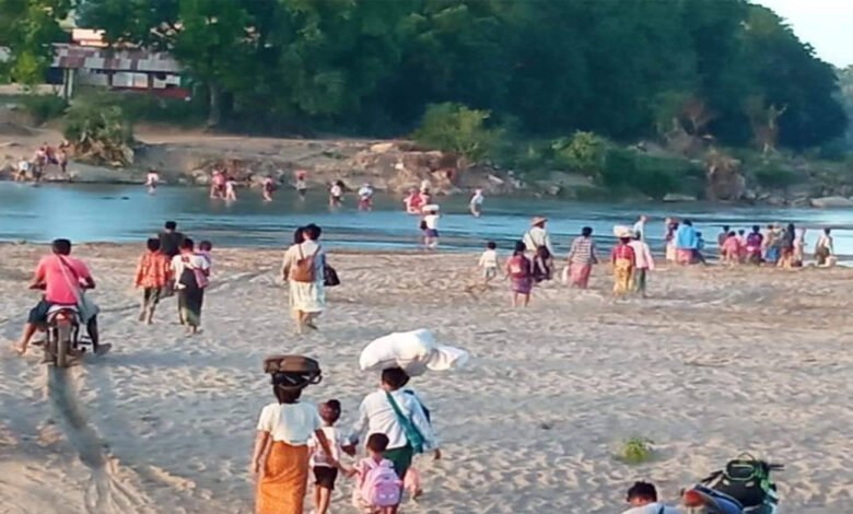photo- ယင်းမာပင်နယ်မှ စစ်ဘေးရှောင်များ