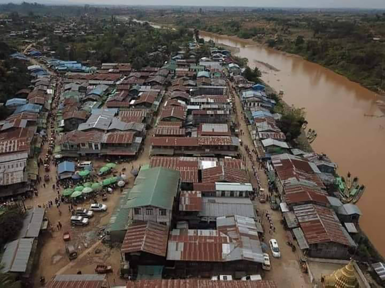 ဆယ်ဇင်းပြည်သူတွေကို Kia အရေးပေါ်ပြောင်းရွေ့ခိုင်း - Kachin News Group (kng)